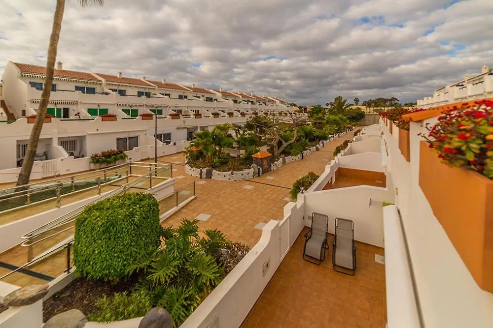 Libelula En Parque Don Jose Apartment Costa Del Silencio